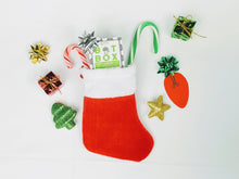 Load image into Gallery viewer, Bot In A Box Craft Robot | Stocking Stuffer | Party Favor | Valentine | Animal | Pack of 4, 8 or 10 | Ages 5+ Robot Party Favors Barnabas Robotics