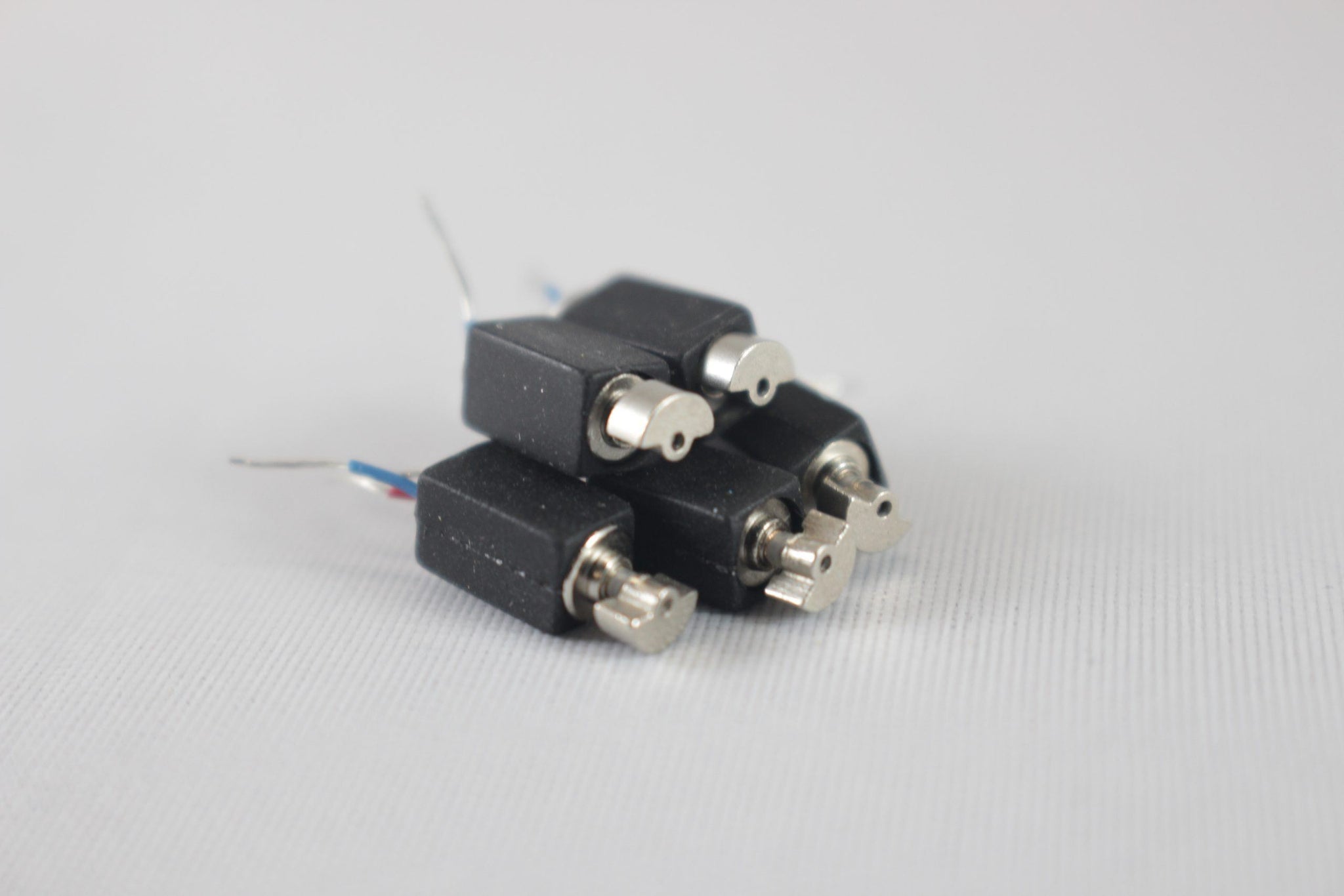 3V Mini Vibration Motor (Bare Metal Leads) Barnabas Robotics 3V Mini Vibration Motor (Bare Metal Leads) Barnabas Robotics